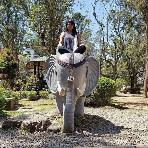 Meet your Posher, Cristina - Picture 1 of 1